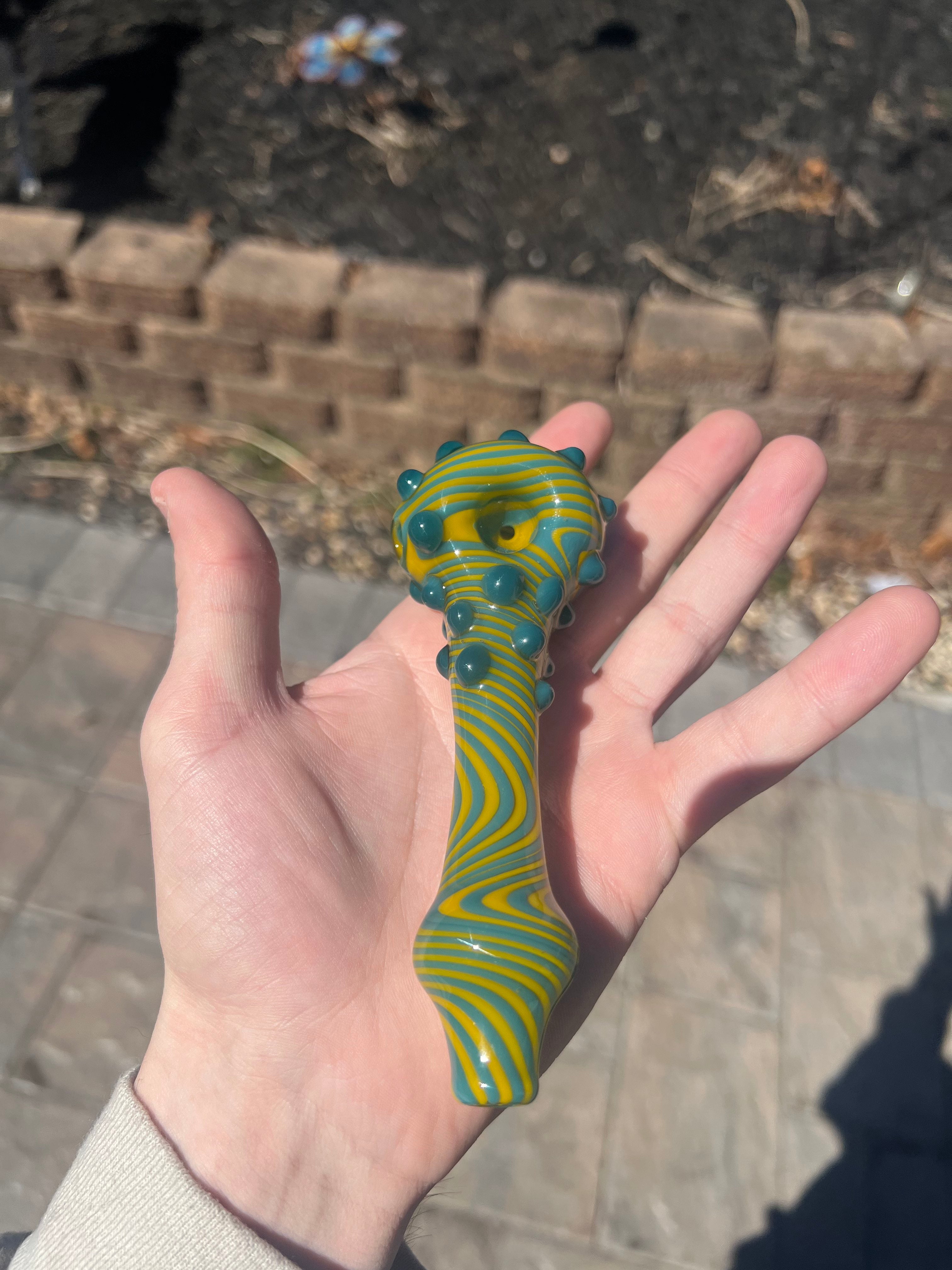 Jumbo Green & Yellow Wig Wag