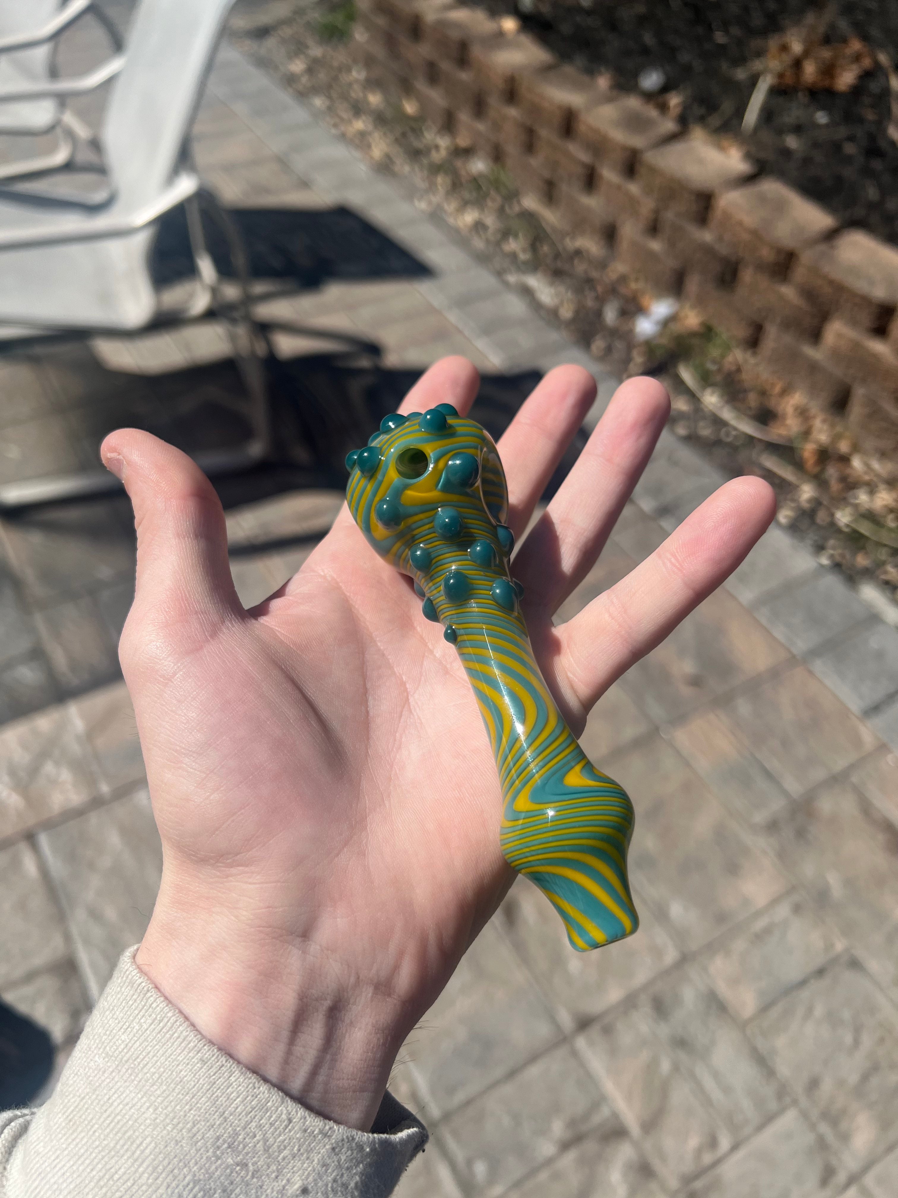 Jumbo Green & Yellow Wig Wag