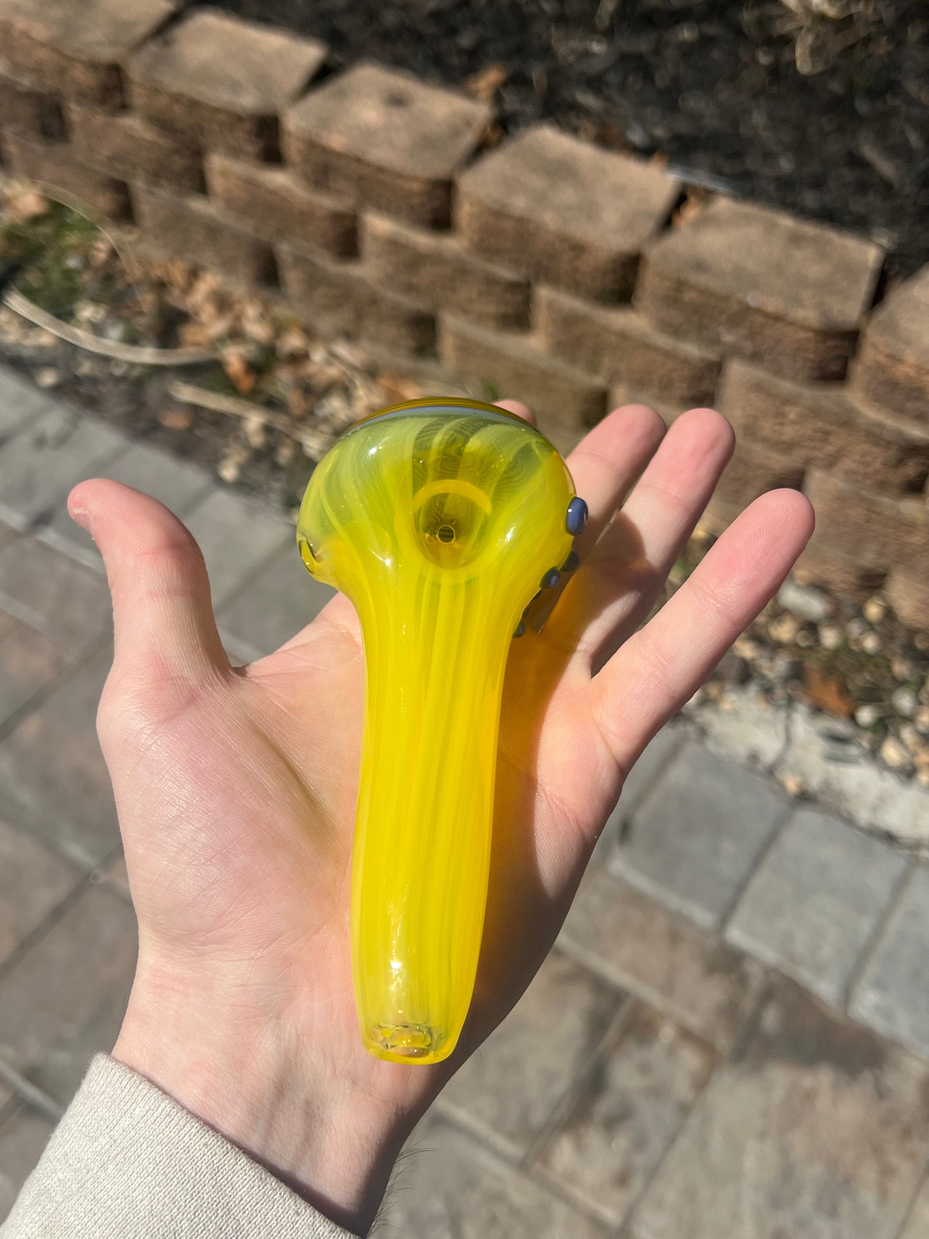 Black & Yellow Swirl